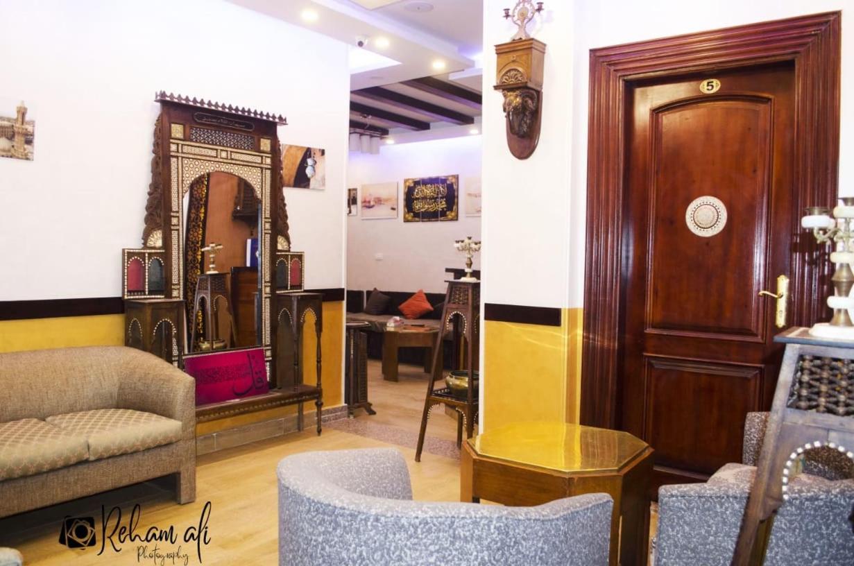 Hotel The Location 3*